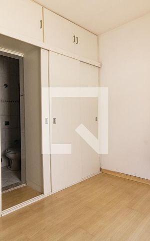 Casa à venda com 218m², 4 quartos e 4 vagas Casa à venda com 218m², 4 quartos e 4 vagasSuíte 2