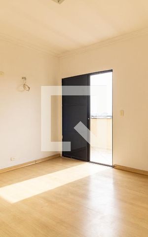Casa à venda com 218m², 4 quartos e 4 vagas Casa à venda com 218m², 4 quartos e 4 vagasSuíte 1