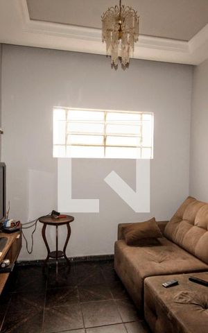 Casa à venda com 420m², 5 quartos e 3 vagasSala