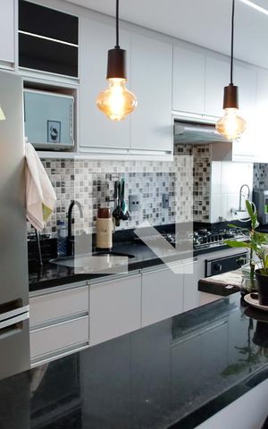 Apartamento à venda com 52m², 2 quartos e 1 vaga Apartamento à venda com 52m², 2 quartos e 1 vagaCozinha