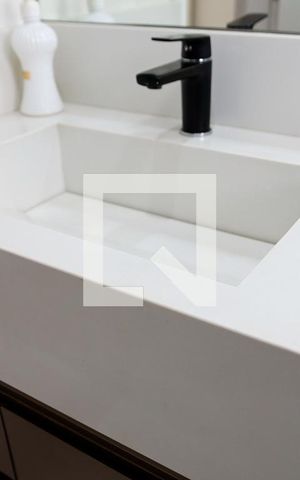 Apartamento à venda com 52m², 2 quartos e 1 vaga Apartamento à venda com 52m², 2 quartos e 1 vagaBanheiro