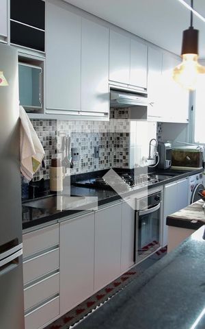 Apartamento à venda com 52m², 2 quartos e 1 vaga Apartamento à venda com 52m², 2 quartos e 1 vagaCozinha