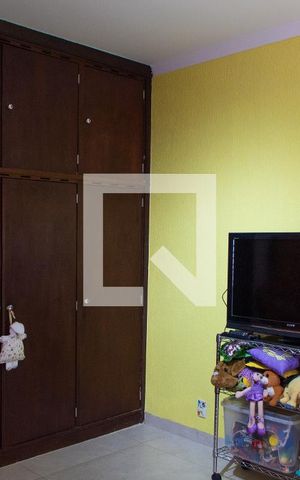 Casa à venda com 360m², 5 quartos e 4 vagas Casa à venda com 360m², 5 quartos e 4 vagasQUARTO 2