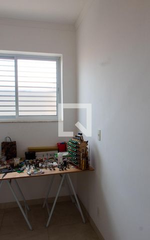 Casa à venda com 360m², 5 quartos e 4 vagas Casa à venda com 360m², 5 quartos e 4 vagasQUARTO 4