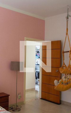 Casa à venda com 360m², 5 quartos e 4 vagas Casa à venda com 360m², 5 quartos e 4 vagasQUARTO 2