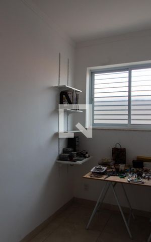 Casa à venda com 360m², 5 quartos e 4 vagas Casa à venda com 360m², 5 quartos e 4 vagasQUARTO 4