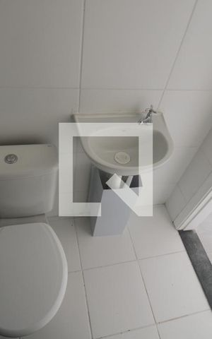 Apartamento para alugar com 42m², 2 quartos e sem vagaBanheiro