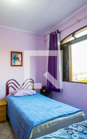 Casa à venda com 300m², 4 quartos e 12 vagas Casa à venda com 300m², 4 quartos e 12 vagasQuarto 2 - Suíte