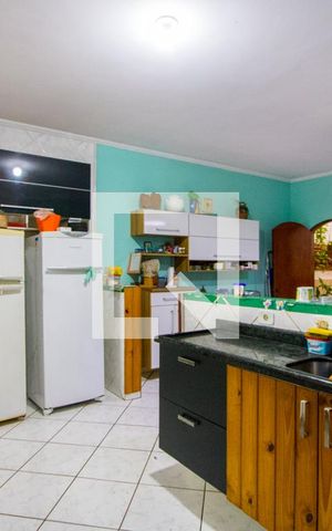 Casa à venda com 300m², 4 quartos e 12 vagas Casa à venda com 300m², 4 quartos e 12 vagasCozinha