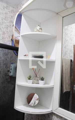Casa à venda com 157m², 3 quartos e 2 vagasbanheiro da suite