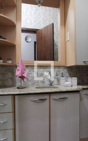 Casa à venda com 157m², 3 quartos e 2 vagasBanheiro Social