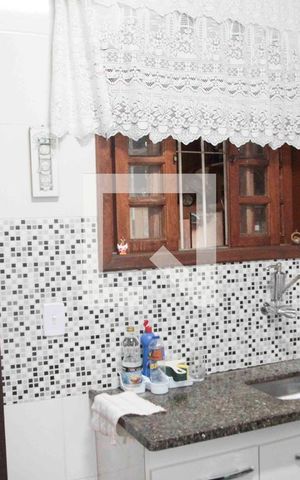 Casa à venda com 157m², 3 quartos e 2 vagascozinha