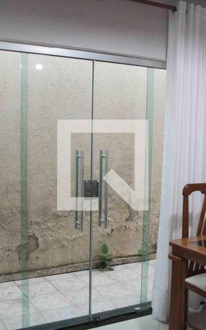 Casa à venda com 157m², 3 quartos e 2 vagassala