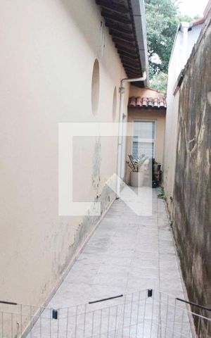 Casa à venda com 157m², 3 quartos e 2 vagasÁrea de Serviço