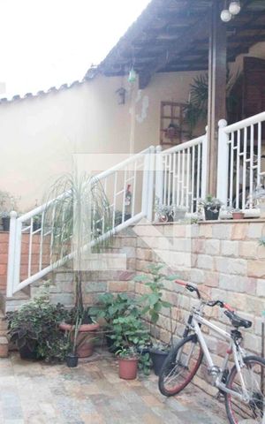 Casa à venda com 157m², 3 quartos e 2 vagasgaragem