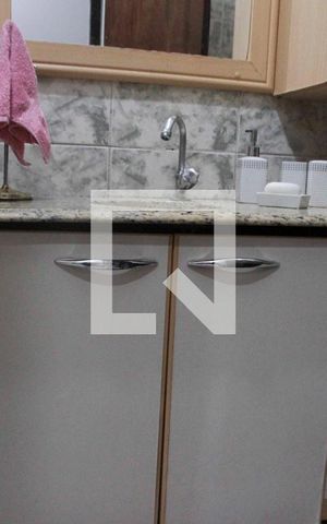 Casa à venda com 157m², 3 quartos e 2 vagasBanheiro Social