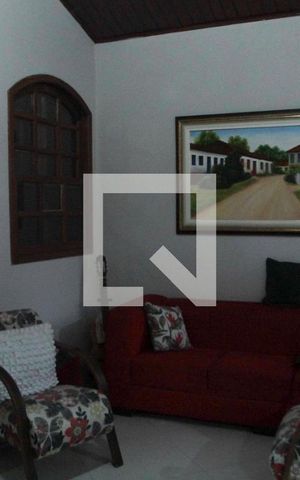 Casa à venda com 157m², 3 quartos e 2 vagassala