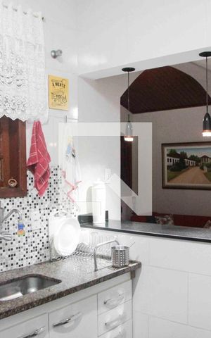 Casa à venda com 157m², 3 quartos e 2 vagascozinha