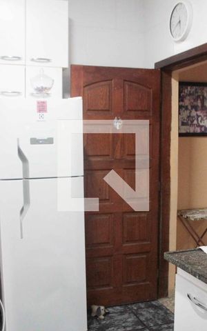 Casa à venda com 157m², 3 quartos e 2 vagascozinha