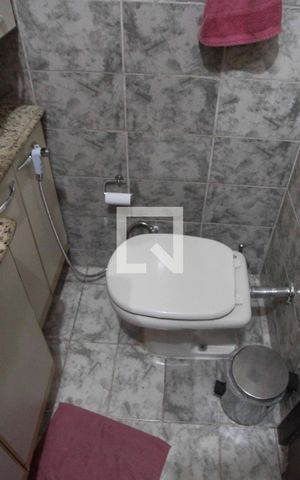 Casa à venda com 157m², 3 quartos e 2 vagasBanheiro Social