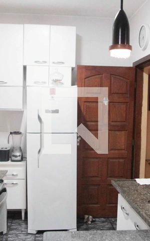 Casa à venda com 157m², 3 quartos e 2 vagascozinha