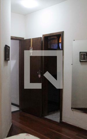 Casa à venda com 157m², 3 quartos e 2 vagassuite
