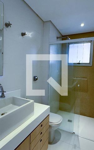 Apartamento para alugar com 100m², 2 quartos e 2 vagas Apartamento para alugar com 100m², 2 quartos e 2 vagasBanheiro da Suíte