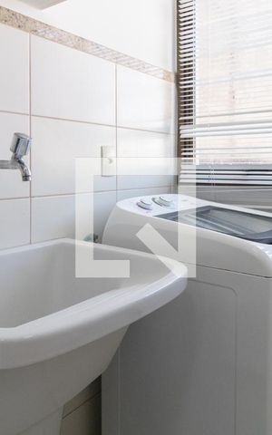 Apartamento para alugar com 60m², 1 quarto e sem vaga Apartamento para alugar com 60m², 1 quarto e sem vagaCozinha e Área de Serviço