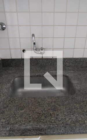 Apartamento para alugar com 75m², 3 quartos e 1 vagaPia da cozinha