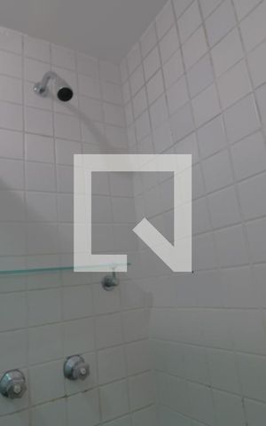 Apartamento para alugar com 75m², 3 quartos e 1 vagaChuveiro banheiro da suíte