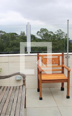 Apartamento à venda com 130m², 2 quartos e 2 vagasVaranda