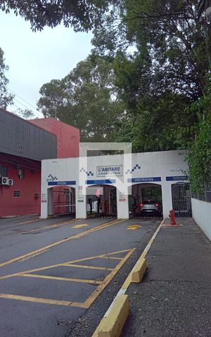Apartamento à venda com 130m², 2 quartos e 2 vagas Apartamento à venda com 130m², 2 quartos e 2 vagasFachada