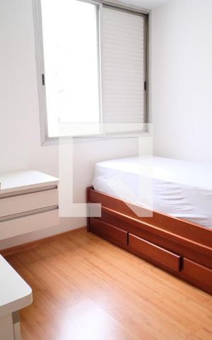 Apartamento à venda com 79m², 2 quartos e 1 vagaQuarto 2