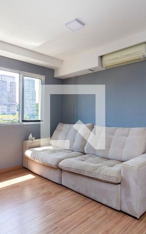 Apartamento à venda com 93m², 3 quartos e 1 vaga Apartamento à venda com 93m², 3 quartos e 1 vagaSala