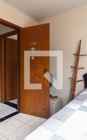 Casa à venda com 167m², 4 quartos e 4 vagas Casa à venda com 167m², 4 quartos e 4 vagasQuarto 3