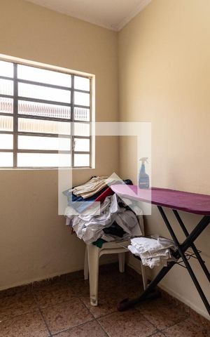 Casa à venda com 167m², 4 quartos e 4 vagas Casa à venda com 167m², 4 quartos e 4 vagasQuarto de Serviço