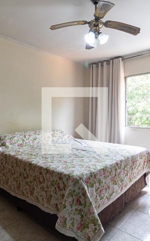 Casa à venda com 167m², 4 quartos e 4 vagas Casa à venda com 167m², 4 quartos e 4 vagasSuíte