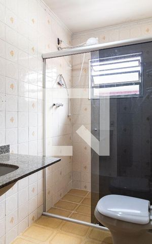 Casa à venda com 167m², 4 quartos e 4 vagas Casa à venda com 167m², 4 quartos e 4 vagasBanheiro da Suíte