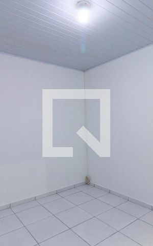 Casa para alugar com 60m², 2 quartos e 1 vaga Casa para alugar com 60m², 2 quartos e 1 vagaQuarto 1