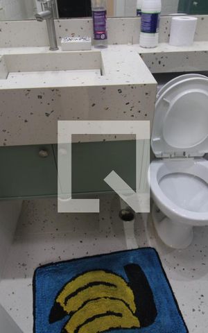 Apartamento à venda com 42m², 2 quartos e sem vagaBanheiro