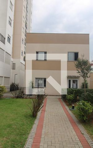 Apartamento à venda com 42m², 2 quartos e sem vagaÁrea comum