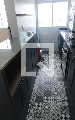 Apartamento à venda com 42m², 2 quartos e sem vagaSala / Cozinha