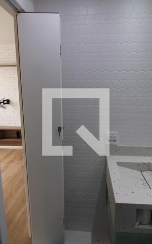 Apartamento à venda com 42m², 2 quartos e sem vagaBanheiro