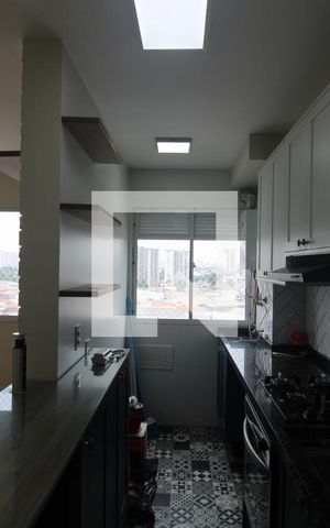 Apartamento à venda com 42m², 2 quartos e sem vagaSala / Cozinha