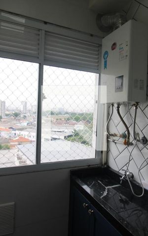 Apartamento à venda com 42m², 2 quartos e sem vagaSala / Cozinha