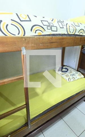 Casa à venda com 70m², 3 quartos e 3 vagas Casa à venda com 70m², 3 quartos e 3 vagasQuarto 2
