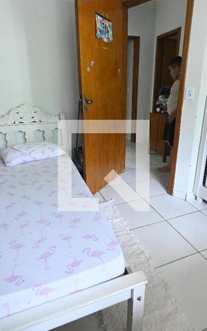 Casa à venda com 70m², 3 quartos e 3 vagas Casa à venda com 70m², 3 quartos e 3 vagasQuarto