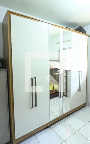 Casa à venda com 70m², 3 quartos e 3 vagas Casa à venda com 70m², 3 quartos e 3 vagasQuarto 2