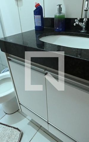 Casa à venda com 70m², 3 quartos e 3 vagas Casa à venda com 70m², 3 quartos e 3 vagasBanheiro 2