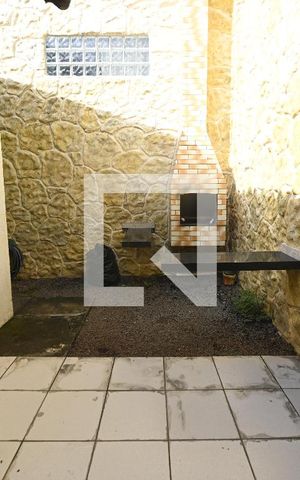Casa à venda com 70m², 3 quartos e 3 vagas Casa à venda com 70m², 3 quartos e 3 vagasÁrea comum